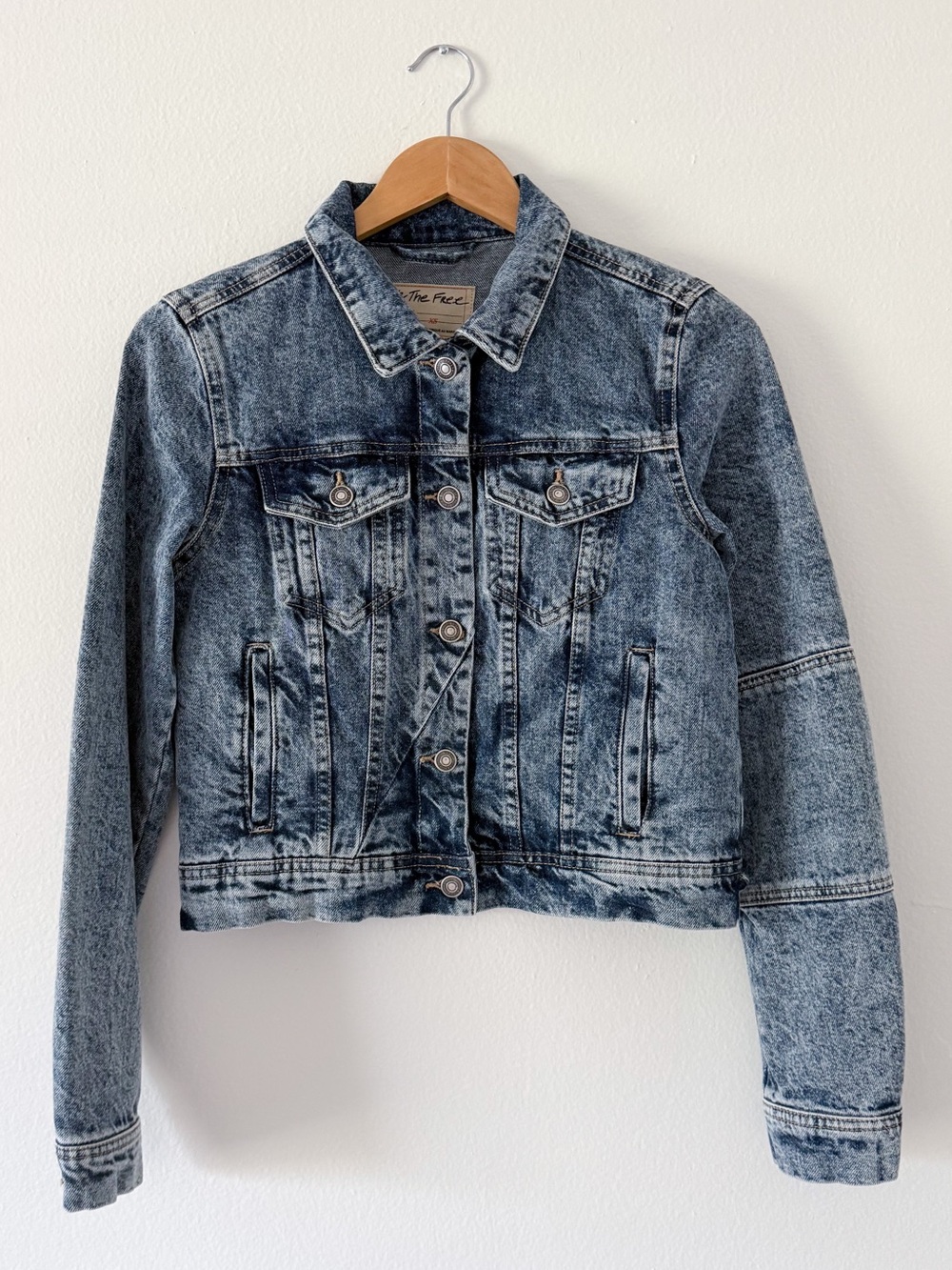NWOT Free People We The Free Rumors Denim Jacket in XS Acid Wash